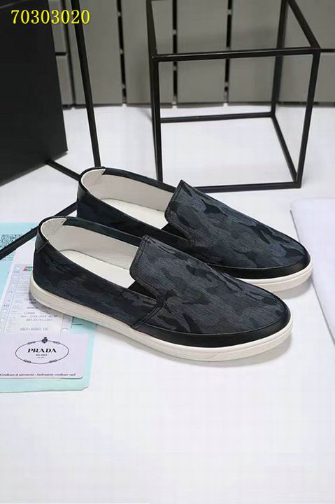 Prada casual shoes men-004